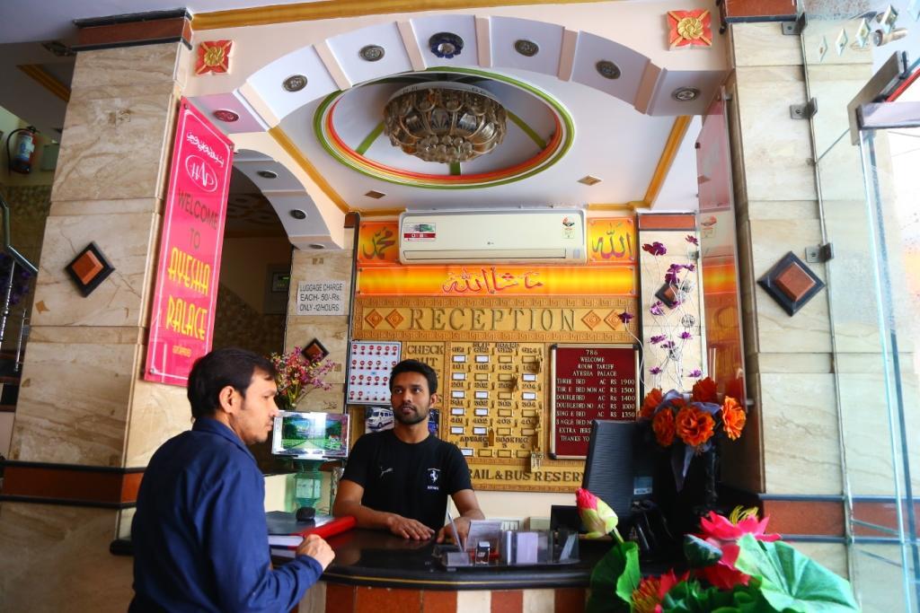 Hotel Ayesha Palace Delhi  Esterno foto