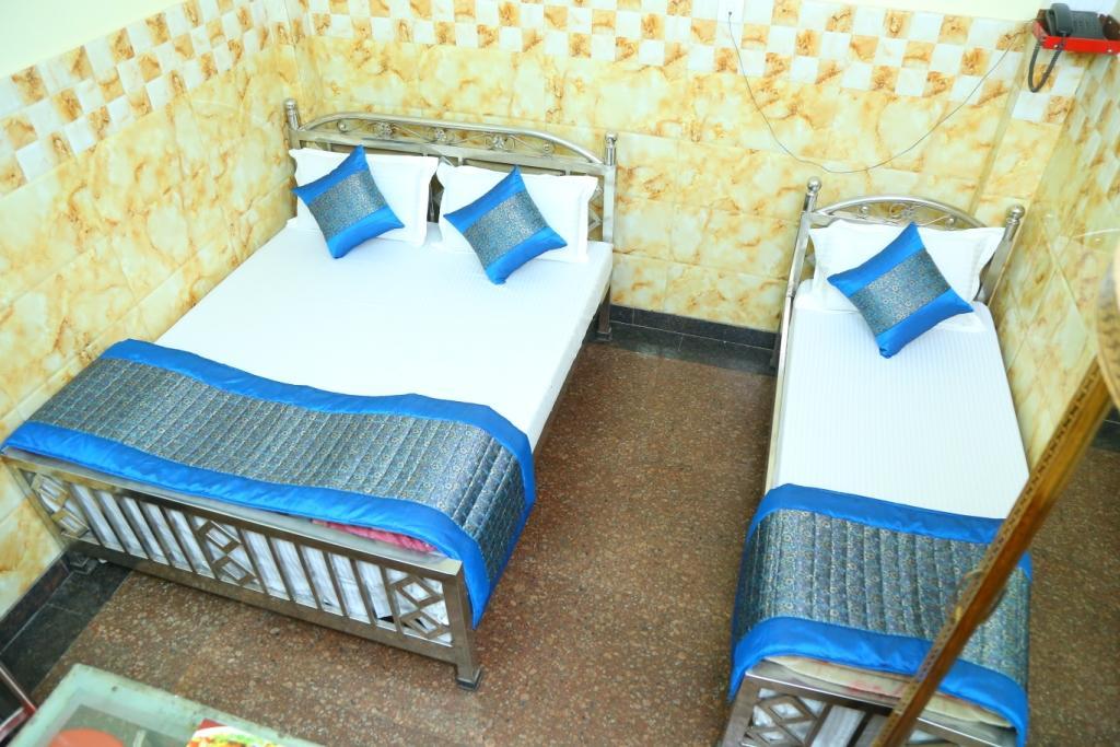 Hotel Ayesha Palace Delhi  Esterno foto